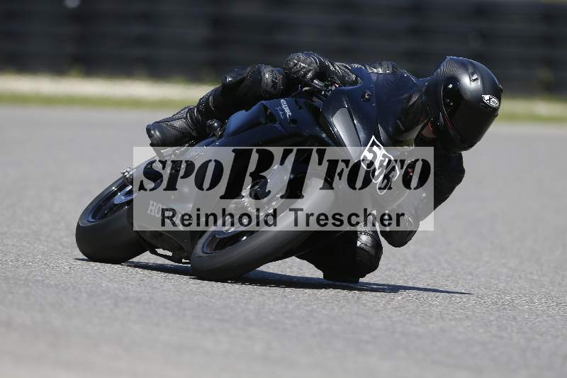 /43 08.08.2025 Discover the Bike ADR/Race 3 rot/536